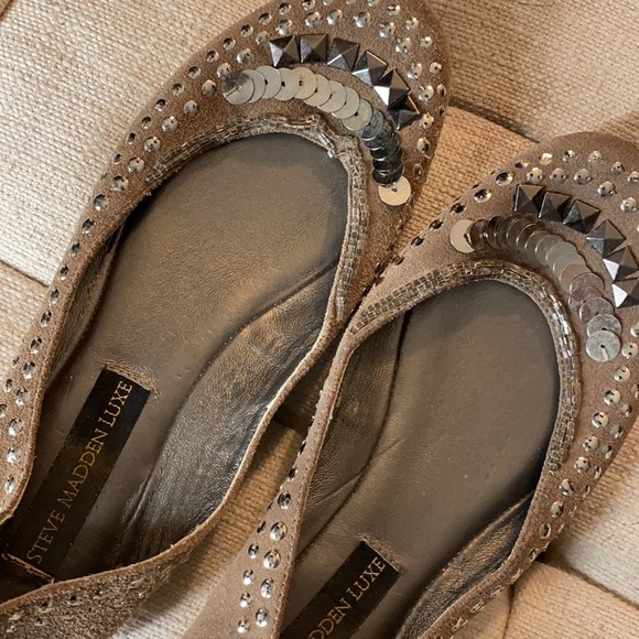 Steve Madden studded flats - Picture 4 of 4